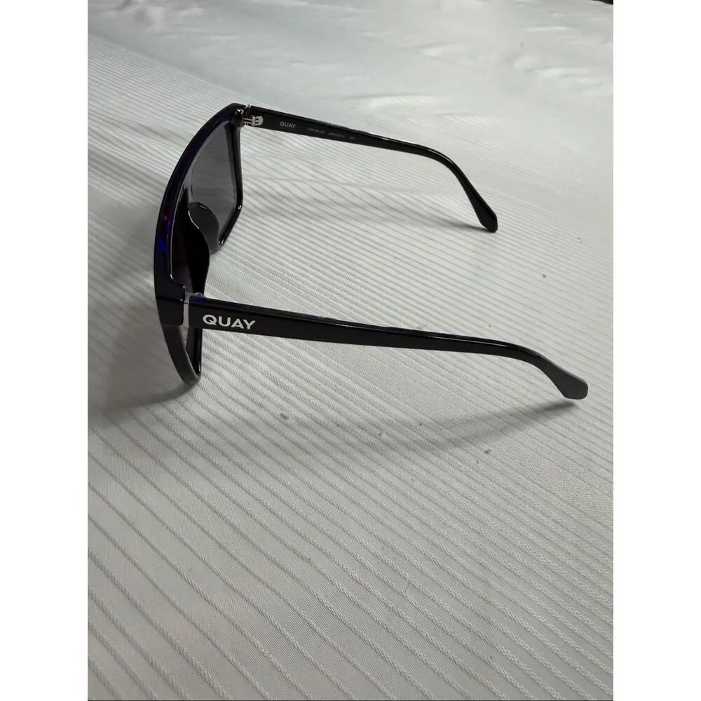 QUAY AUSTRALIA NIGHTFALL BLACK FADE LENS SUNGLASSES NEW WITH CASE UNISEX